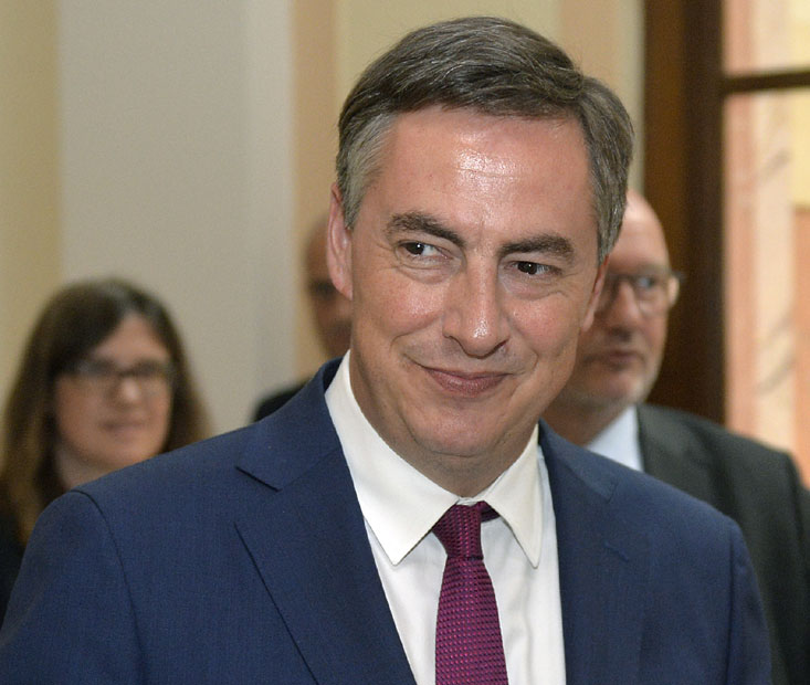 МЕКАЛИСТЕР ПОРУЧУЈЕ: Спремни да посредујемо